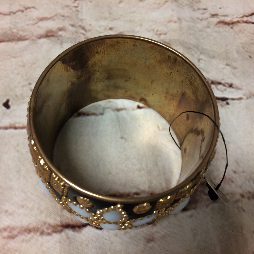Tanjore White Cabochon Statement Cuff Bracelet Made in India Boho - Picture 7 of 9